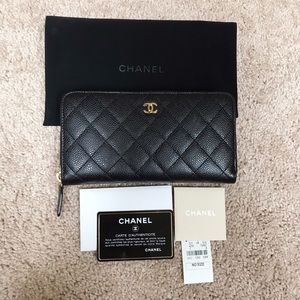 💯 Authentic Classic Chanel Wallet